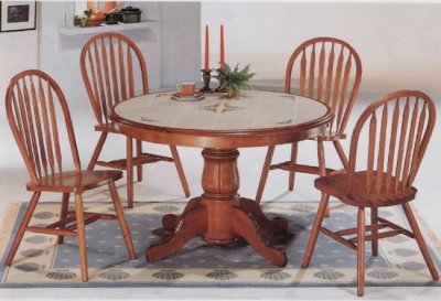 Dining Room Tables  Chairs on Classic Oak Dining Room Round Table   Deluxe Arrow Back Chairs At