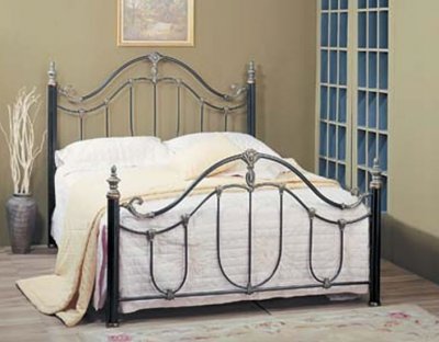 Antique Style Furniture on Antique Style Modern Metal Bed At Furniture Depot