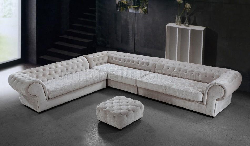0669 Metropolitan Cream Fabric Sectional Sofa w/Ottoman
