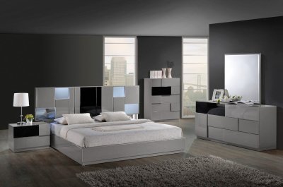 Bianca Bedroom Set by Global w/Platform Bed & 2 Nightstands