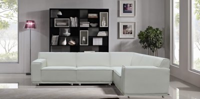 Parker Modular Sectional Sofa in White Faux Leather by Whiteline