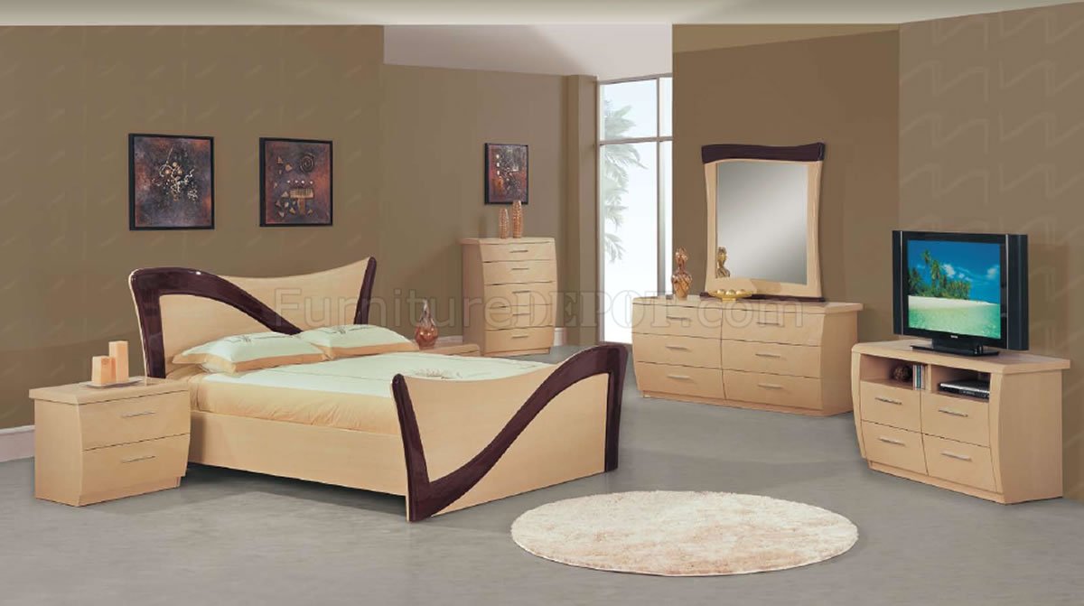 Two Tone Beige Dark Cherry Lacquer Finish Modern Bedroom Set