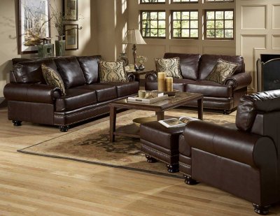Rich Brown Bonded Leather Traditional Sofa & Loveseat Set