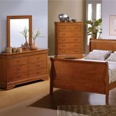 Rich Oak Finish Elegant Bedroom with Classic Sleigh Bed