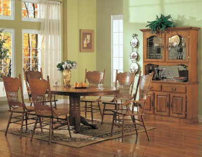 Solid  Dining Table on Solid Oak Finish Classic Dinette With Extendible Table At Furniture