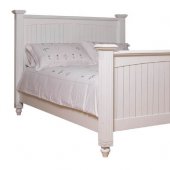 Satin White Finish Contemporary Bed With Bedposts