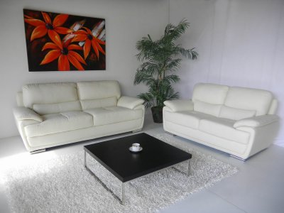 White Leather Modern Elegant Sofa & Loveseat Set w/Options