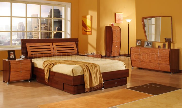 5 Piece Mahogany And Cherry Finish Modern Bedroom Set