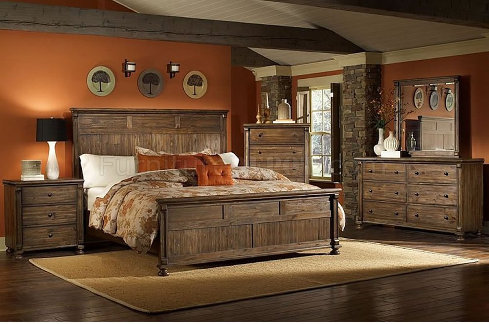 Warm Rustic Finish Traditional Bedroom w/Panel Bed &amp; Options
