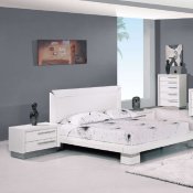White High Gloss Finish Modern Platform Bedroom Set