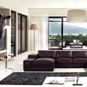 T132V Sectional Sofa in Brown Leather by VIG