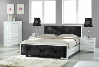 High Gloss Bedroom Furniture on White High Gloss Finish Contemporary Bedroom W Black Leatherette At