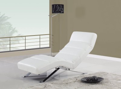 White Bonded Leather Modern Chaise Lounger w/Chrome Legs