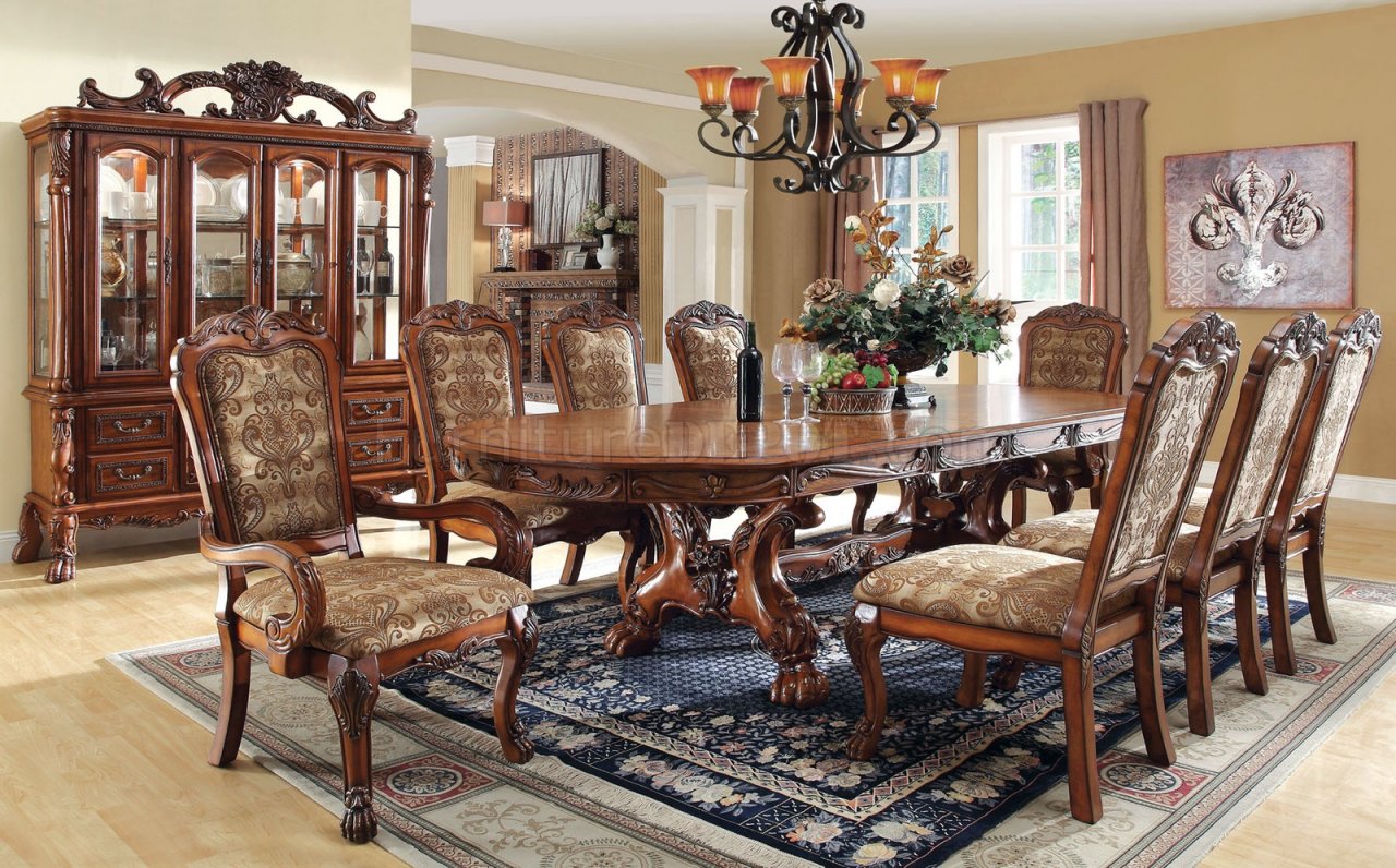 CM3557T Medieve Dining Table In Antique Style Oak W Options