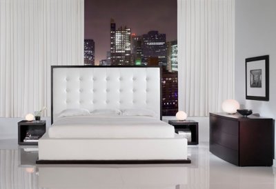 White Bedroom Furniture Sets on Ludlow White Leather Bedroom Set By Modloft W Oversized Headboard
