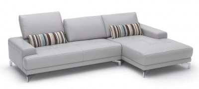 Urban Sectional Sofa by Beverly Hills Furniture in Full Leather