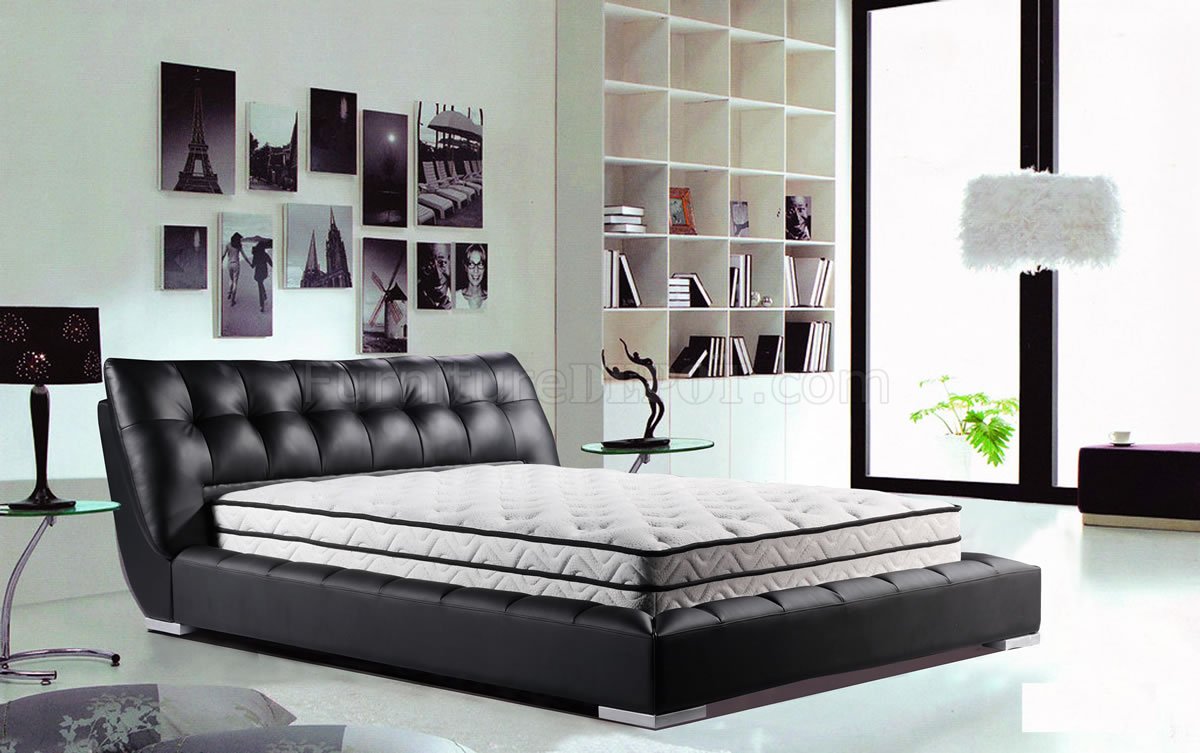 Black Tufted Leatherette Modern Bed w/Optional Nightstands