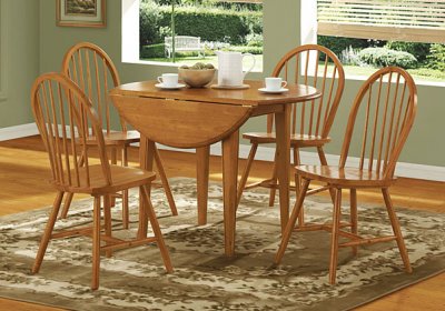 Casual Oak Finish Round Dinette w/Chamfered Accents