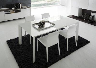 Lacquer Modern Furniture on Modern Dining Room Furniture White Lacquered Finish Extendible Glass