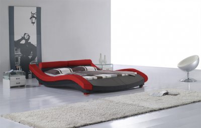 Black & Red Leatherette Elegant Modern Bed