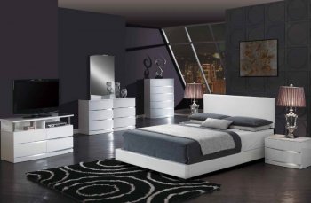 8103-Aurora White Bedroom Set by Global w/Upholstered Bed [GFBS-8103 Aurora White]
