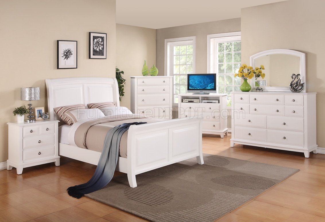 G9875 Bedroom in White by Glory Furniture w/Options - Click Image to Close