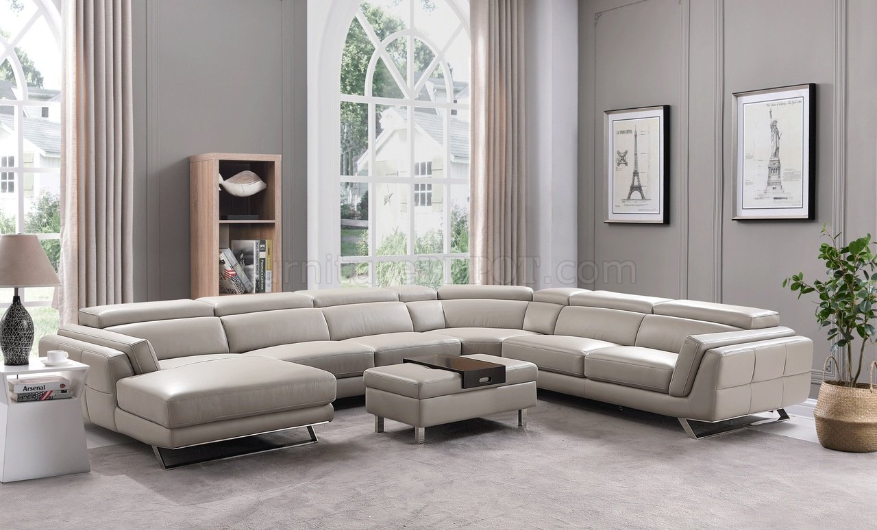 582 Sectional Sofa In Light Gray
