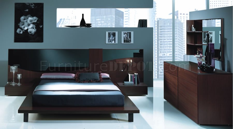 Mahogany Color Matte Finish Contemporary Platform Bed - Click Image to Close