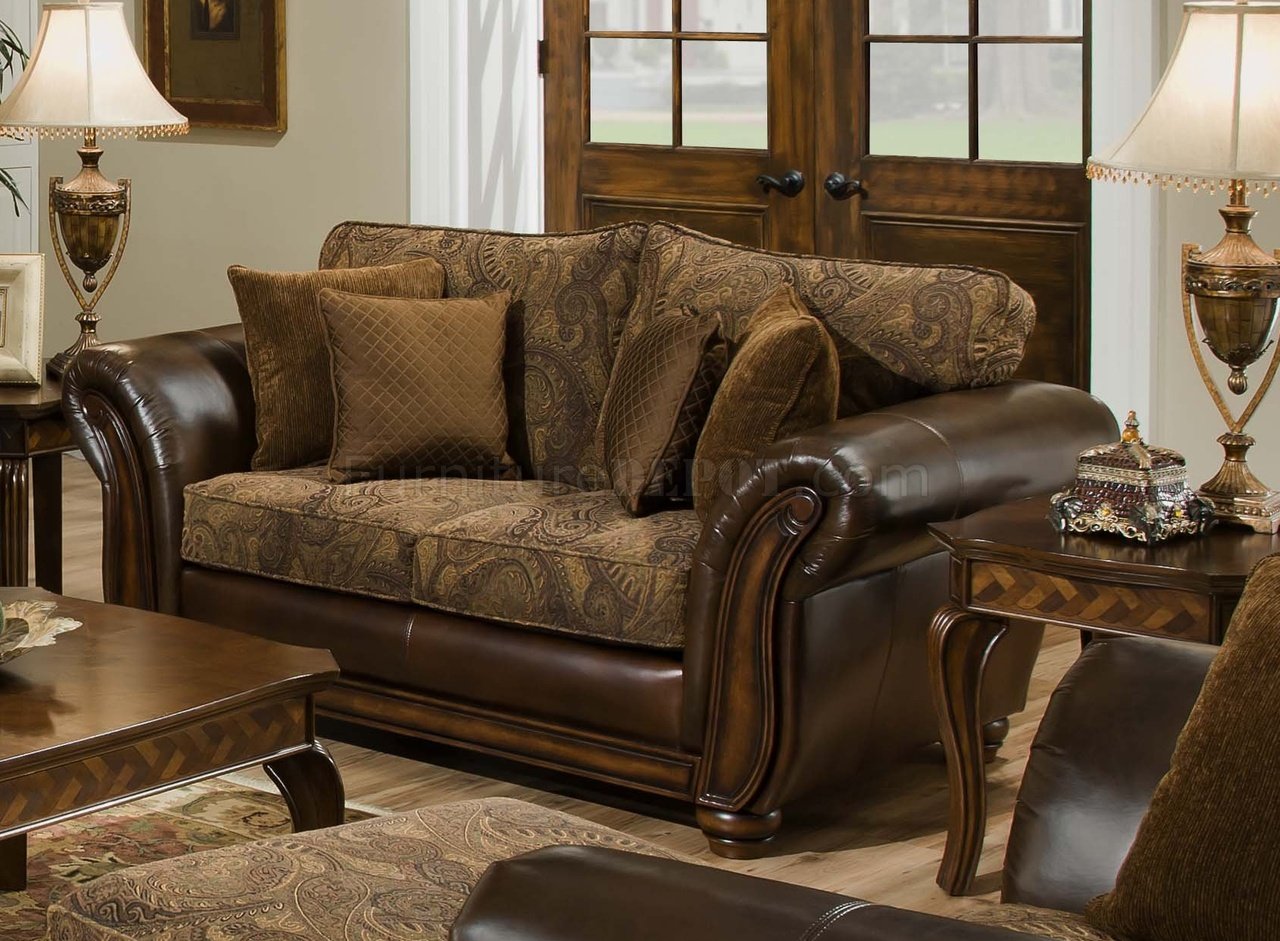 8104 Sofa In Brown Zypher Vintage