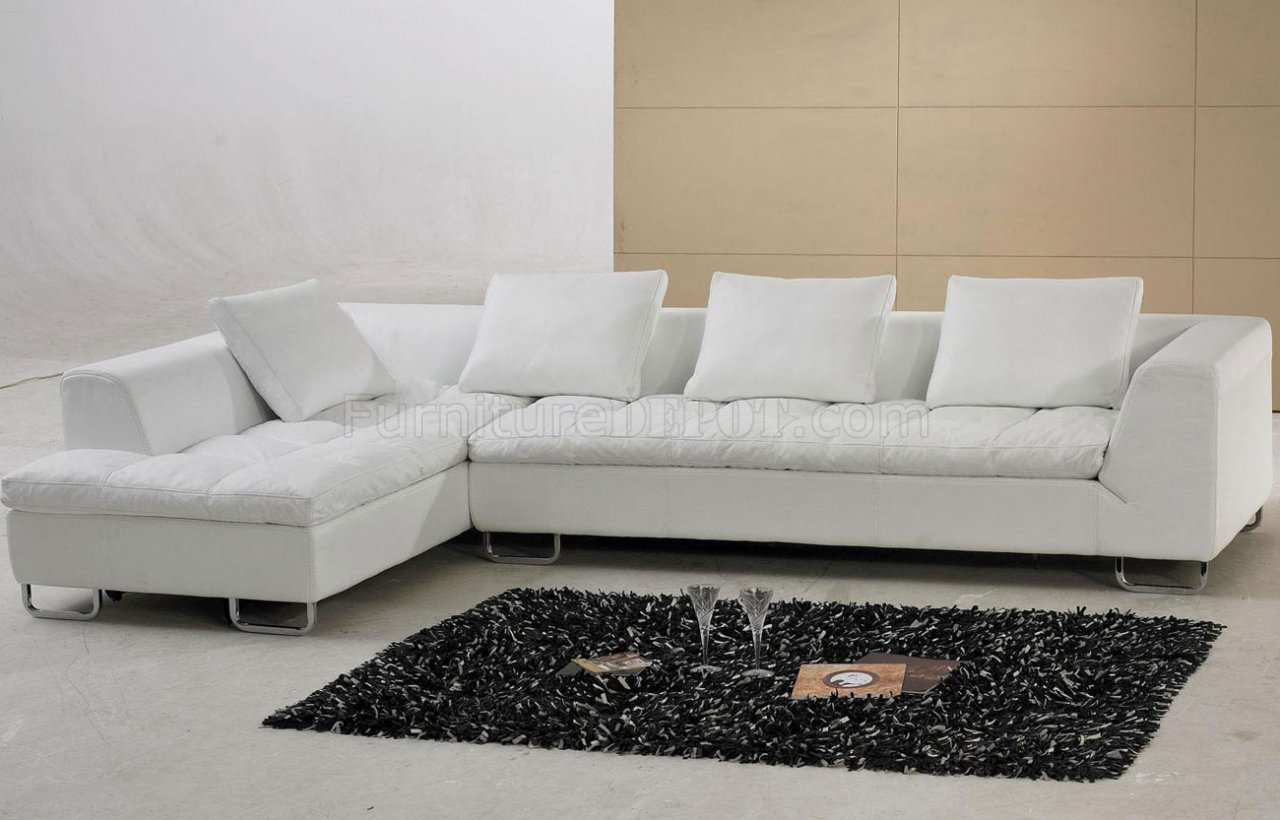 White Leather Modern Sectional Sofa w/Metal Legs