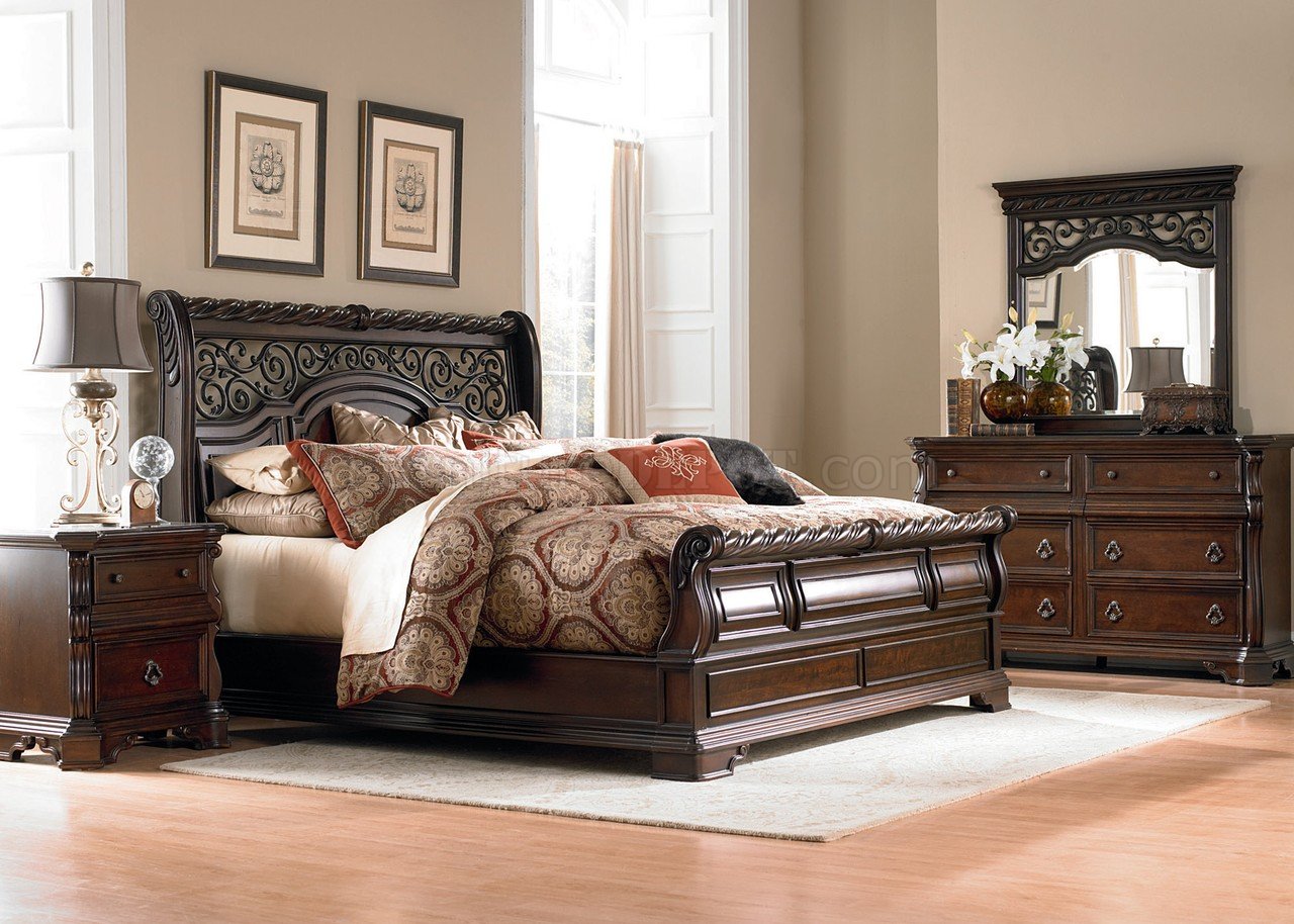 Arbor Place Bedroom 5Pc Set 575-BR in Brownstone by Liberty