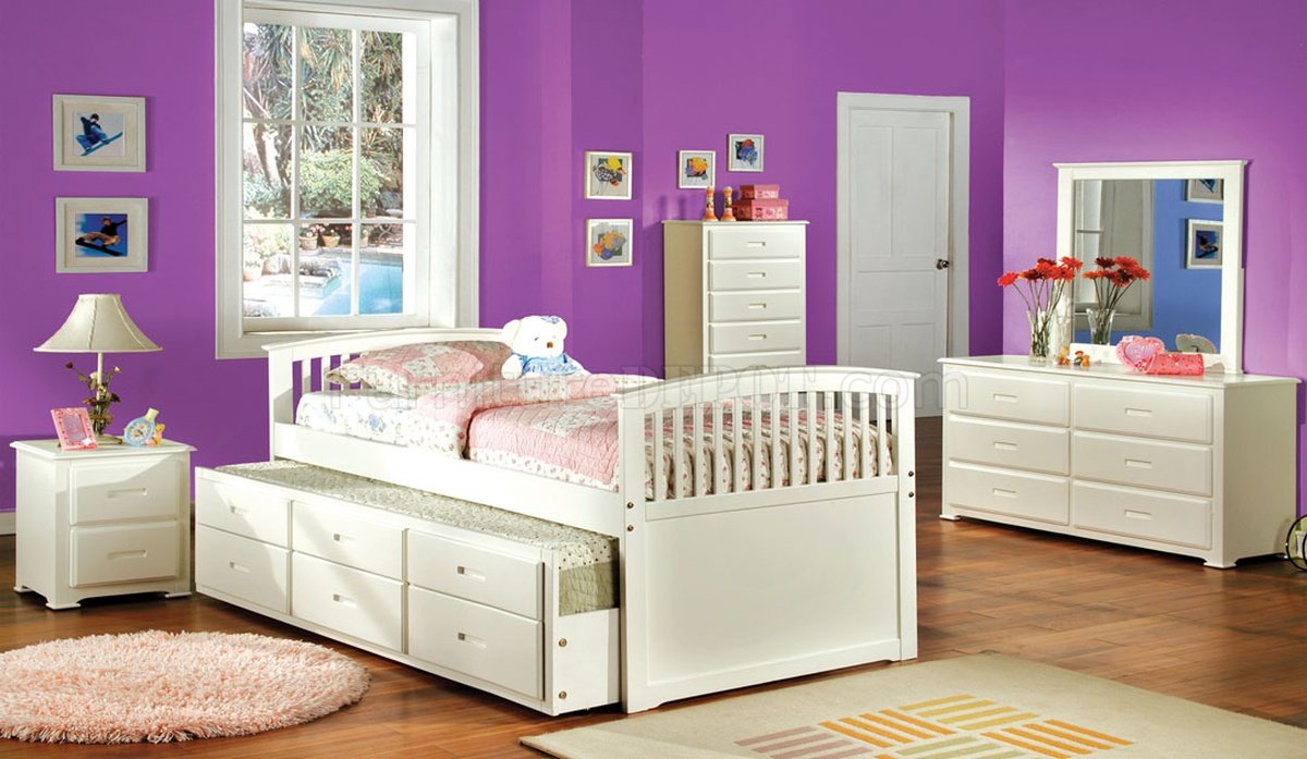 CM7035W Bella Kids Bedroom in White w/Platform Bed & Options - Click Image to Close