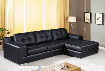 Jade Sectional Sofa in Black Leather w/Tufted Cushions