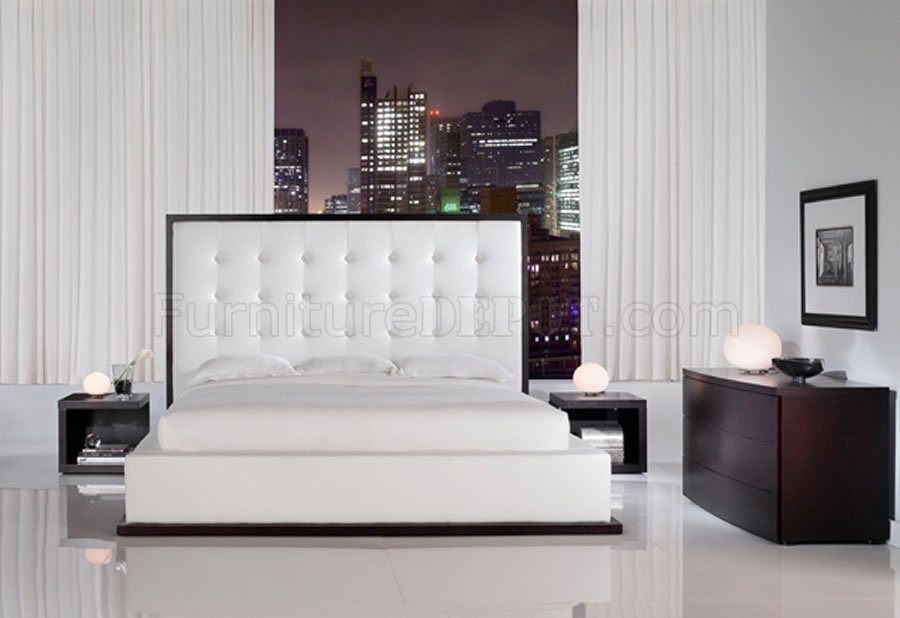 Platform Bed In White Full Leather, Leather Tufted Headboard Queen Bedroom Set