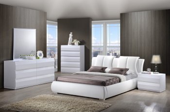 8269 Bailey Bedroom in White by Global w/Platform Bed & Options [GFBS-8269 Bailey]