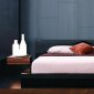 Black or White High Gloss Lacquer Finish Modern Bedroom Set