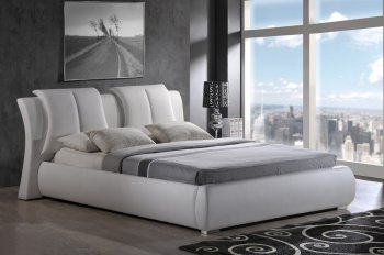 8269 Upholstered Bed in White Leatherette by Global [GFB-8269 White]