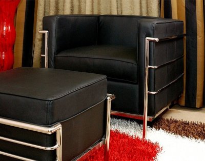 Le Corbusier Style Chair in Black Leather