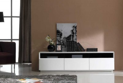 White Gloss Finish Modern Elegant TV Stand