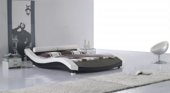 Black & White Leatherette Modern Bed w/Bolster Shape Headboard [SHBS-2871]