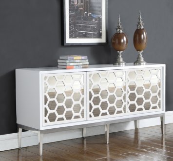 Zoey Buffet 303 in White Lacquer by Meridian