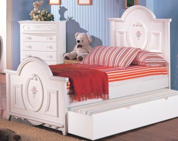 400101 Sophie Bed in White by Coaster [CRKB-400101 Sophie]