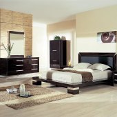 Wenge High Gloss Finish Modern Bedroom Set W/Silver Accents