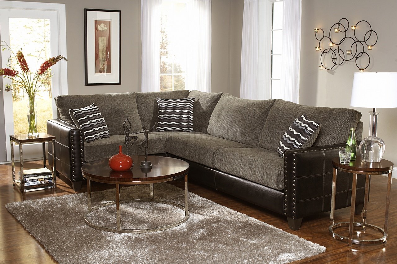 Two-Tone Contemporary Sectional Sofa w/Nailhead Trim - Click Image to Close