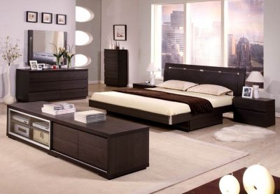Wenge Finish Contemporary 5PC Stylish Bedroom Set
