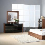 Stark Bedroom by Beverly Hills Furniture in Walnut & Black