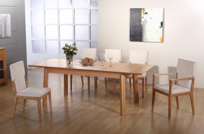 Aero Dining Table by Beverly Hills w/Optional Chairs