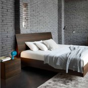 Vela Bedroom in Oak by Rossetto w/Optional Casegoods
