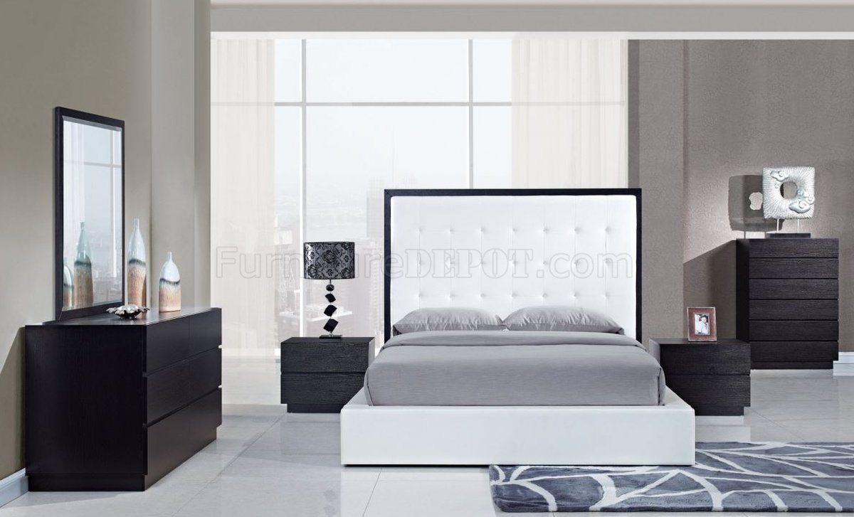 Metro Bedroom in White & Wenge w/Platform Bed by Global - Click Image to Close