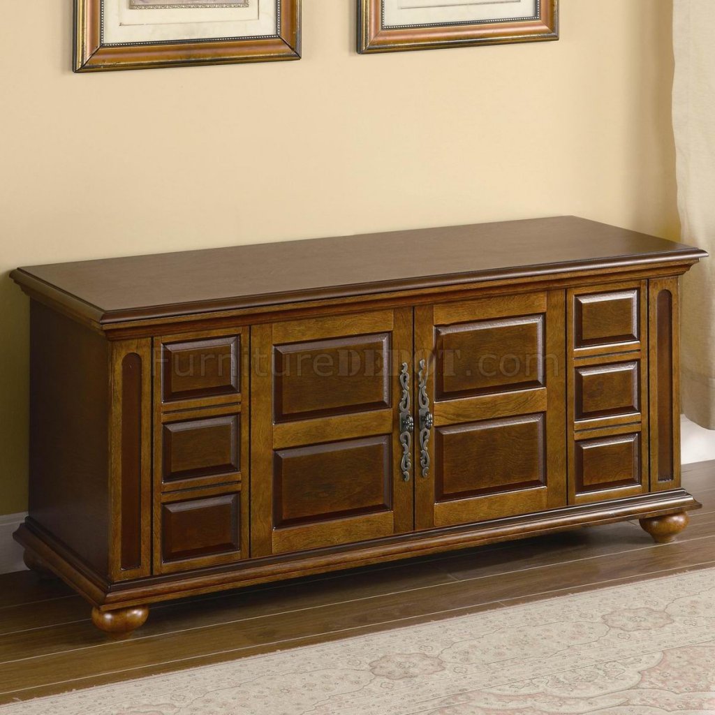 Warm Brown Finish Classic Cedar Chest w/Lift Top - Click Image to Close